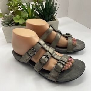 Vionic Women's Silver Buckle Sandals